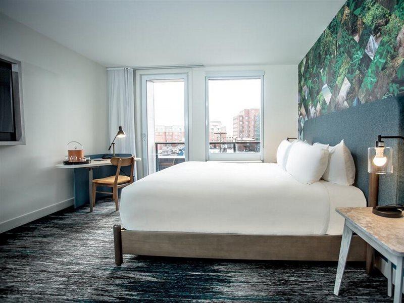 Canvas Moncton, Tapestry Collection By Hilton Екстериор снимка
