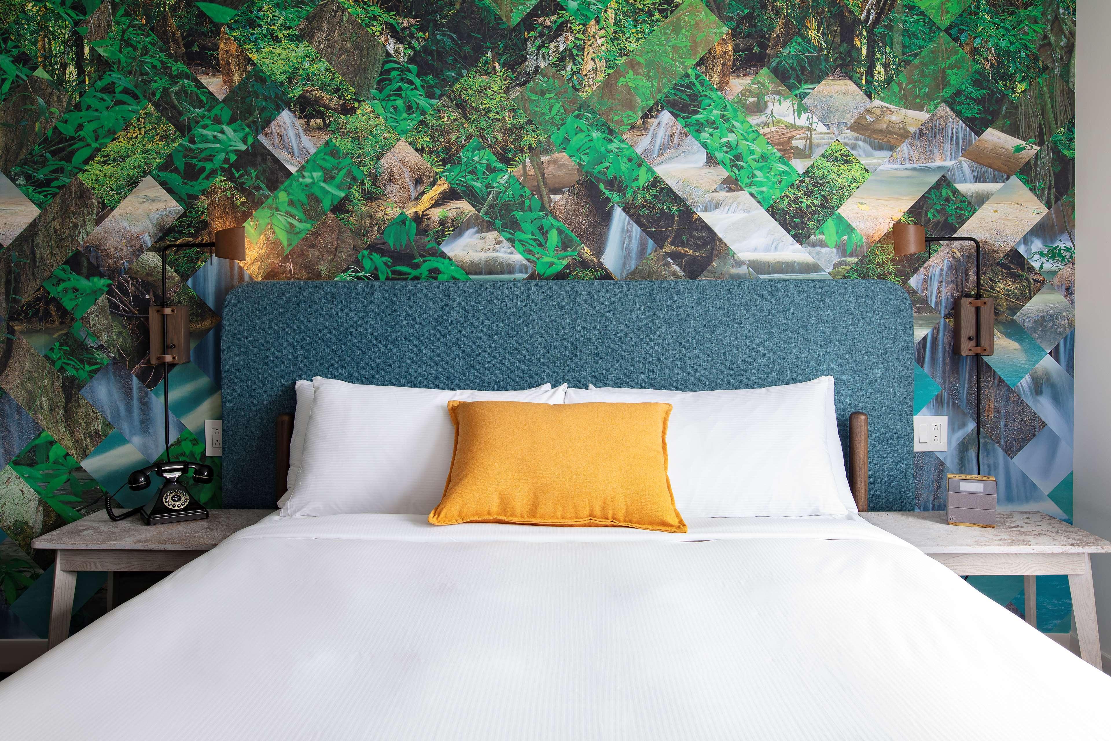 Canvas Moncton, Tapestry Collection By Hilton Екстериор снимка