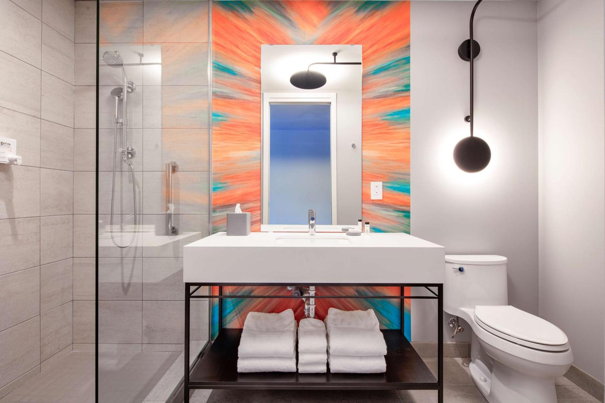 Canvas Moncton, Tapestry Collection By Hilton Екстериор снимка