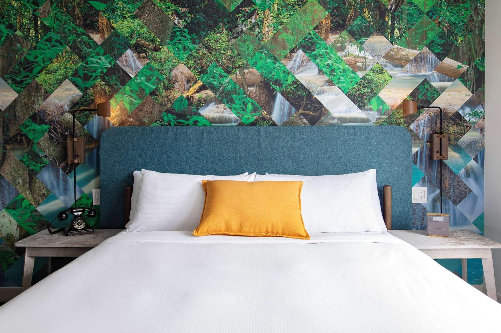 Canvas Moncton, Tapestry Collection By Hilton Екстериор снимка